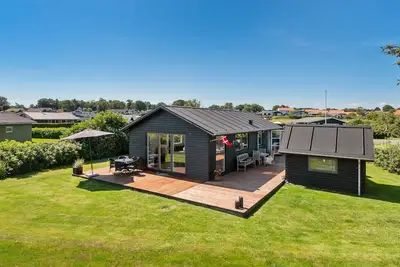 Image de Maison en bord de mer à Sæby avec WiFi