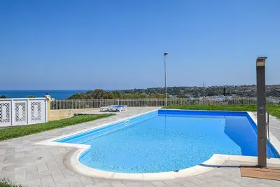 Image de Magnifique maison de 5 chambres à.