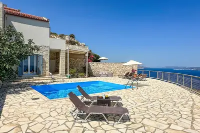 Image de Magnifique maison de 2 chambres à Plaka