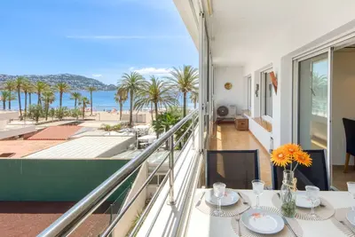 Image de Roses Holiday Center by Interhome