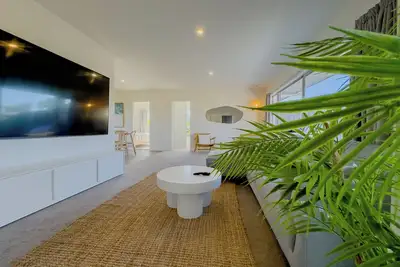 Image de Tranquil Retreat in Red Beach