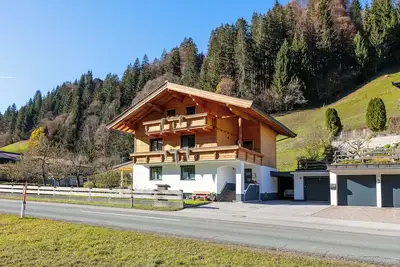 Image de Bel appartement avec balcon à Hopfgarten