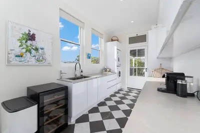 Image de Superb 4-Bed Home with Impeccable Interiors & Pool