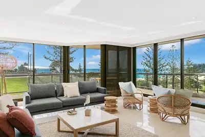 Image de Hillview Unit 5 Overlooking Kirra Hill towards Coolangatta & Greenmount Beach with Wi-Fi Inc.