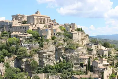 Image de Maison dans le luberon\nProche de Gordes Roussillon et St saturnin les apt