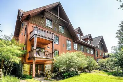 Image de Étoile du Matin: Tremblant Luxury Ski In\/Ski Out
