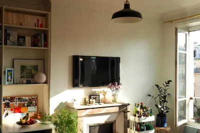 Image de Sunny & charming apartment in the center of Paris