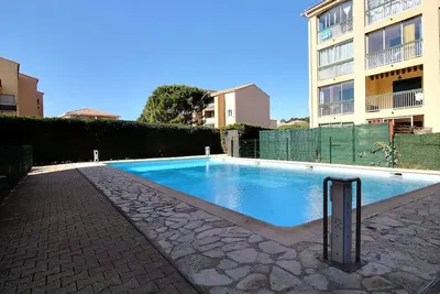 Image de Studio climatisé - Piscine - Proche de la Plage 🏖️