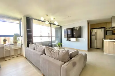 Image de Apto con Hermosa Vista a la Ciudad de Medellin y Cama 2x2