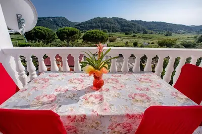 Image de Apartments Zora - Three Bedroom Apartment with Balcony A2