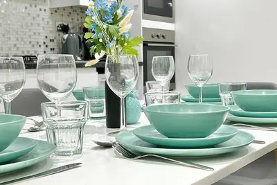 Image de 3-bed Apartment in Shepherd's Bush, short walk from station