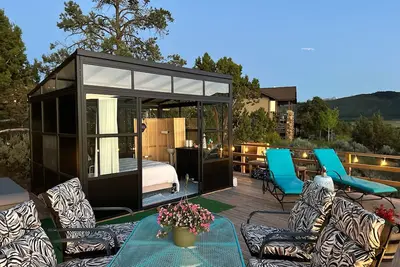 Image de Mount Good Times 3acre Mountain Top Glampsite with 270 Degree View & Glass Villa