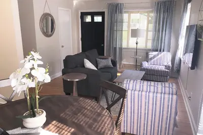 Image de 3 Bedroom Near Hpu in Family Friendly Neighborhood