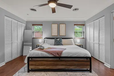 Image de North Hampton Comfort with Private Backyard