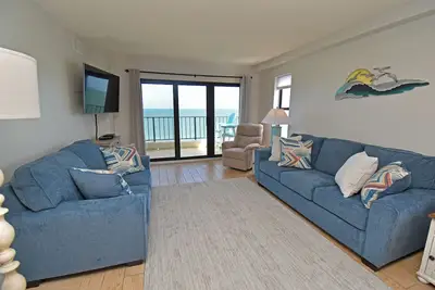 Image de Atalaya Towers 1106 - Oceanfront in Garden City Beach