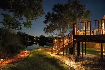 Image de Lakefront Retreat near Tybee Beach &  Savannah Downtown with high speed WiFi