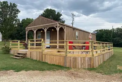 Image de Cozy cabin in enjoyable Kaw City with WiFi, Ac