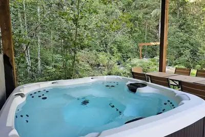 Image de North Cascades Escape- spacious 5 bedroom, Hot Tub, family-friendly, WiFi, Ac