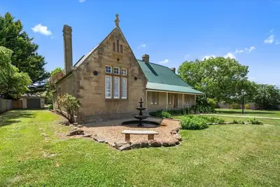 Image de Historic Court House and Gardens