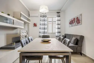Image de Stylish City Living in Central Catania