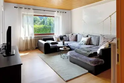 Image de Appartement \"Am Sommerrain\" avec vue sur les montagnes, terrasse privée et Wi-Fi