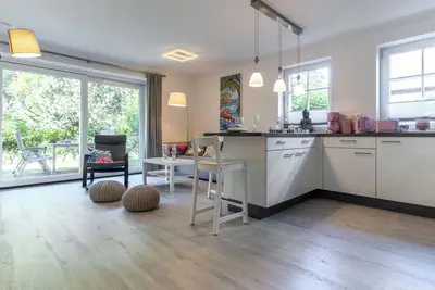 Image de Frisch Renovierte Ferienwohnung \"flamingo\" in Ruhiger Lage