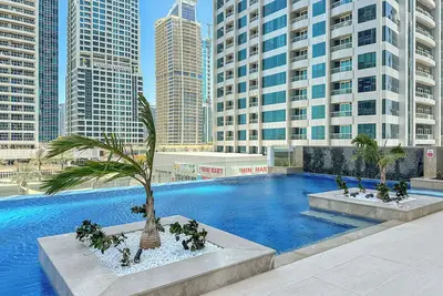 Image de Brand New Luxurious 3br - Pool, Gym & Uptown Views