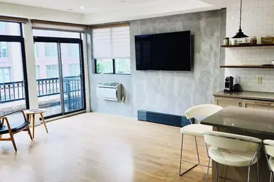 Image de Cozy Entire 2 Bd 2Baths Apartment in Dumbo