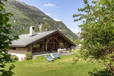 Image de Chalet Poya - 2 appt - Jardin - Privée