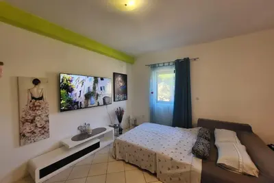 Image de Appartement de vacances Pula pour 1 - 4 personnes avec 1 chambre Ă coucher - Maison de vacances