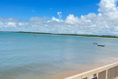 Image de Quitinete Acochegante Frente mar com Accesso Privativo a Praia