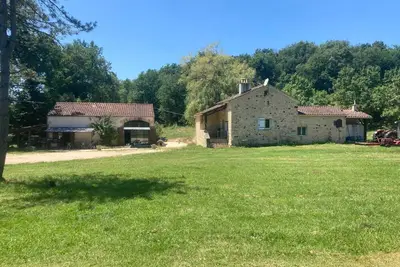 Image de Le Gîte M, jolie petite maison en pierre de 75 m2. (4\/6 p)