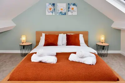 Image de Village Life, Cosy yet Spacious Home