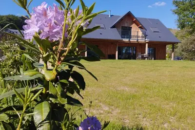 Image de Gite Casa Adam's 12 p dans un grand chalet bois calme en baie du Mont St Michel