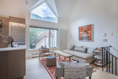 Image de Downtown Dahl Haus: 2 bed/2 bath