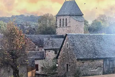 Image de Nouveau Vimenet( Aveyron) entre aubrac et lévézou appartement dans petit village