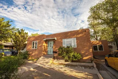 Image de Charming 2-bedroom house with WiFi, Ac in brilliant Albuquerque