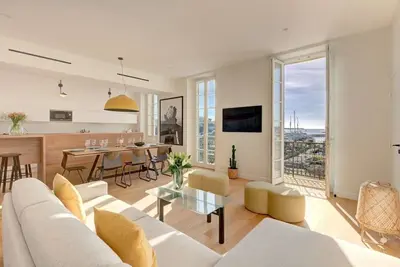 Image de Immogroom - Luxueux 5pc - 50m Palais - Ac - Balcon