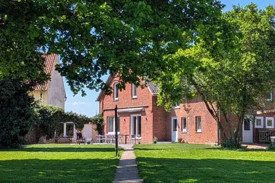 Image de GroĂźes Haus Direkt an der Weser bei Rinteln bis 20 Personen!