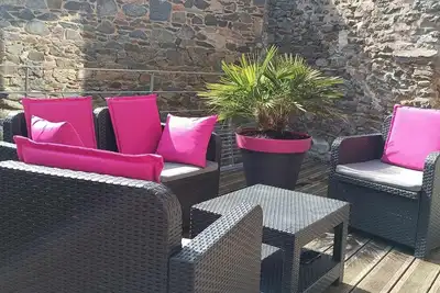 Image de A deux pas de la plage! \nMaison de pêcheur, grande terrasse et cour intérieure