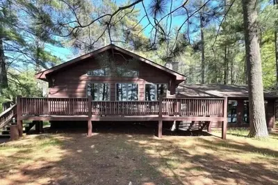Image de 3 bdr Alder Lake Home