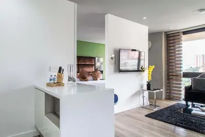 Image de Modern Energy Loft, Rooftop pool views