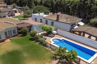 Image de Superbe maison Ă Chiclana de la.