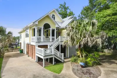 Image de Luxurious Waterfront Villa on Simmons Bayou! 3/2 Sleeps 8!