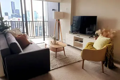 Image de InSpired Serenity on Queen St - 2 bed 2 bath Apt with River Views Fast Wifi Carpark Gym Rooftop Pool