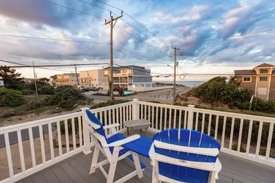 Image de Crab Shack- 7 Bdrm, Semi Of, Pool Cabana, Game Room, Dog Friendly
