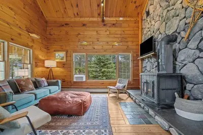 Image de Blueberry Cottage on the Ocean!