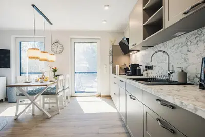 Image de Exklusive Ferienwohnung im Erdgeschoss mit bis zu 4 Personen Baujahr 2024