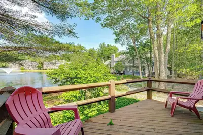 Image de Pool & Marina Access: Condo w/ Deck in Jim Thorpe