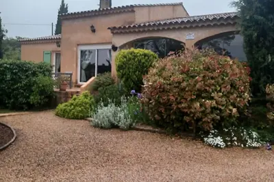 Image de Chambre d'hôtes pour 2 personnes \nVilla Chrisama - Flayosc Var